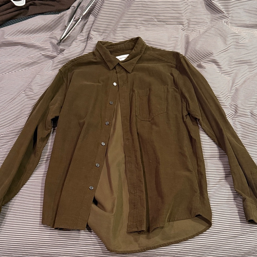 Urban Outfitters Olive Casual Button Down Shirt